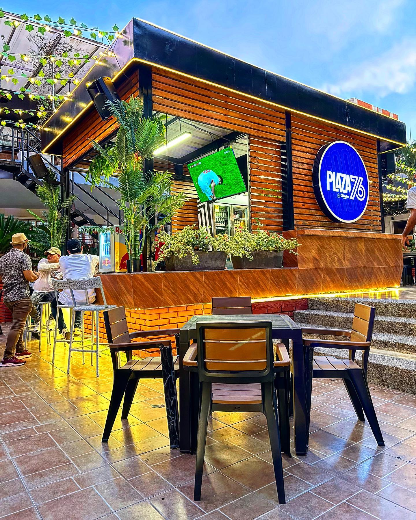 Sede Plaza 76 de Chuzitos Gourmet